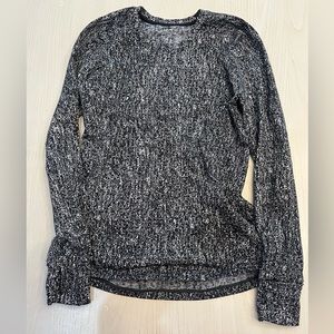 Thick, cold weather, long sleeve lulu lemon shirt